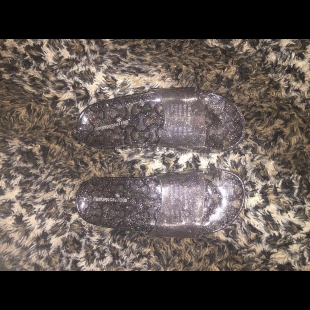 Glitter jelly slides! 😋💍